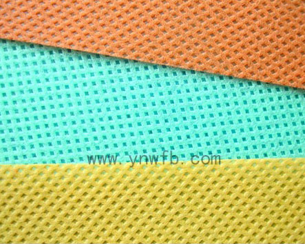 紡粘無(wú)紡布生產(chǎn)線(xiàn)的優(yōu)點(diǎn)